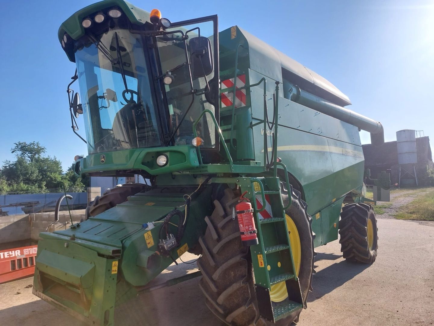 E-FARM: John Deere W 440 - Cosechadora - id 1V78ICF - 78.761 € - Año: 2015 - Horas: 710,Austria
