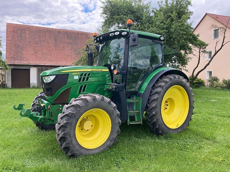 E-FARM: John Deere 6125 R - Traktor - id TBKCG7J - 69.000 € - Baujahr: 2013 - Abgelesene Motorstunden: 7.770,Motorleistung (PS): 145,Deutschland
