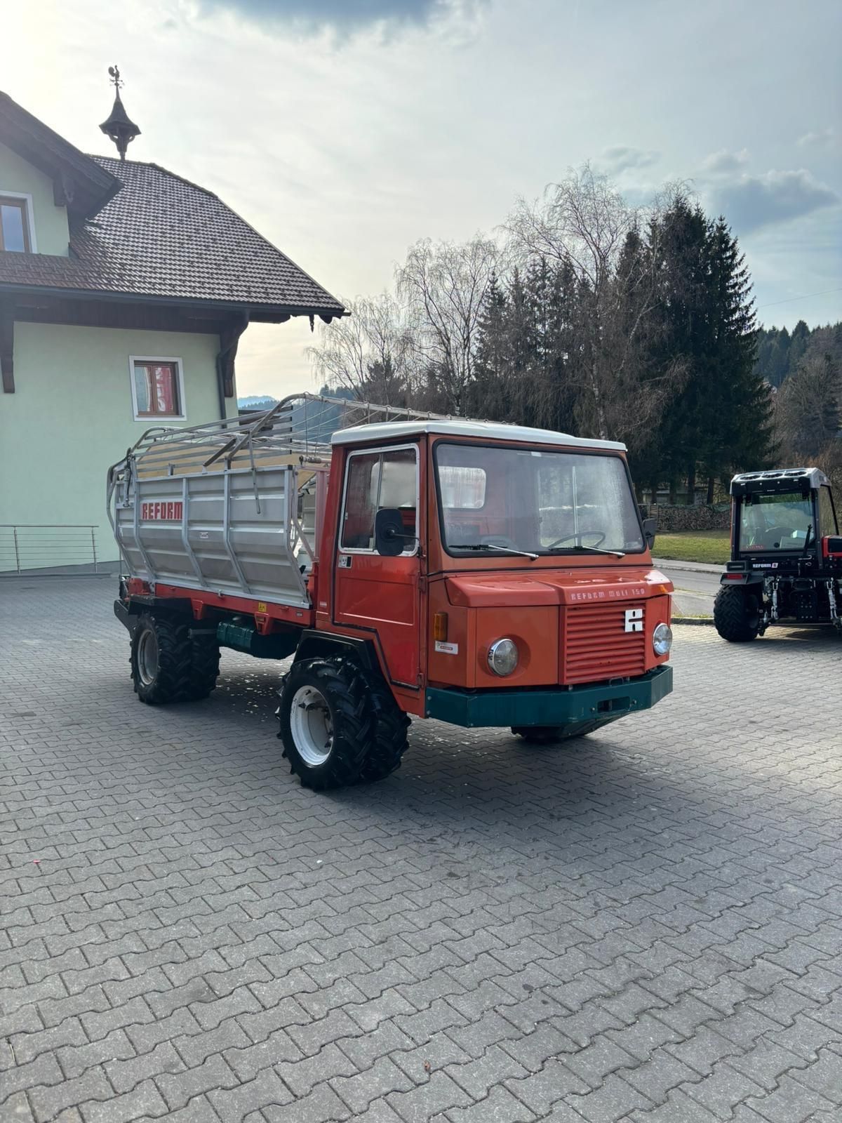 REFORM Motorno vozilo 27.000 €