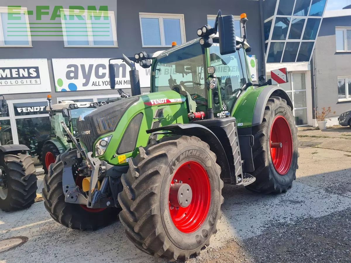Fendt 724 Vario Profi Tractor €159,000