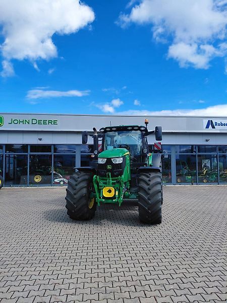 John Deere 6R 155 Tractor €159,900