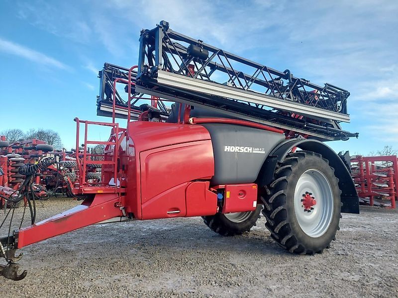 E-FARM: HORSCH leeb 4 lt - 28m - Pulvérisateur - id KI2YKRL - 90 503 € - Année: 2016 - Danemark