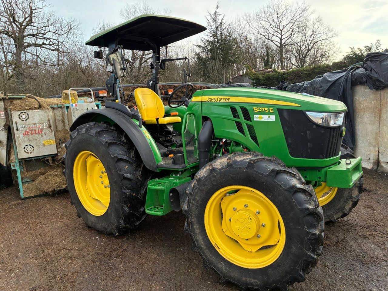 John Deere 5075 E Tractor 29.000 EUR