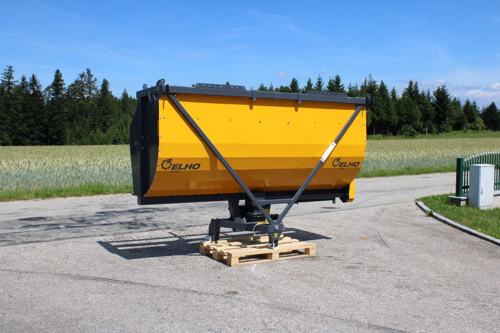 ELHO master tr 300 Faneuse 9 992 €