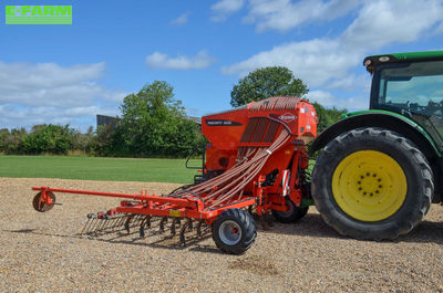 E-FARM: Kuhn megant tine drill 6m - Direct Drill - id XD2PIWB - €25,720 - Year of construction: 2017 - United Kingdom