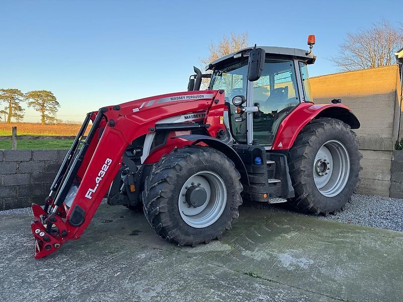 Massey Ferguson 6S.165 Trattore