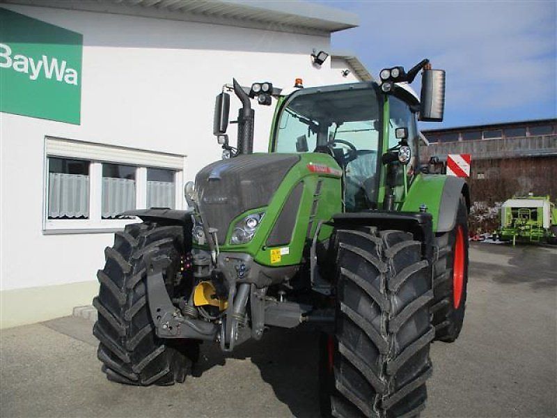 E-FARM: Fendt 724 Vario Profi - Tracteur - id FJ8LNHX - 167 647 € - Année: 2022 - Lecture du nombre d'heure: 1 671,Puissance du moteur (chevaux): 240,Allemagne