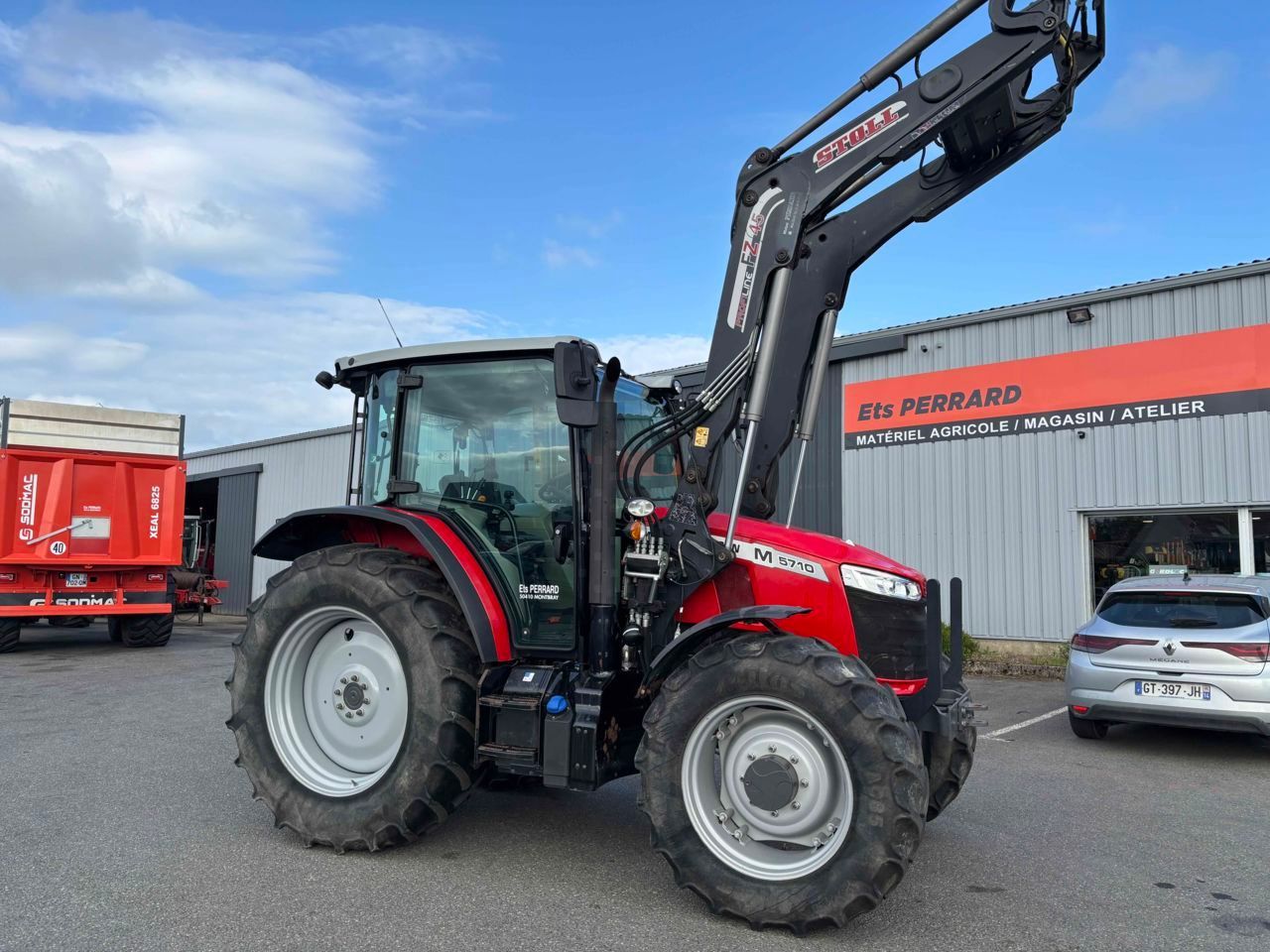 E-FARM: Massey Ferguson 5710M - Tracteur - id MEJ7RCE - 59 900 € - Année: 2022 - Lecture du nombre d'heure: 2 150,Puissance du moteur (chevaux): 100,France