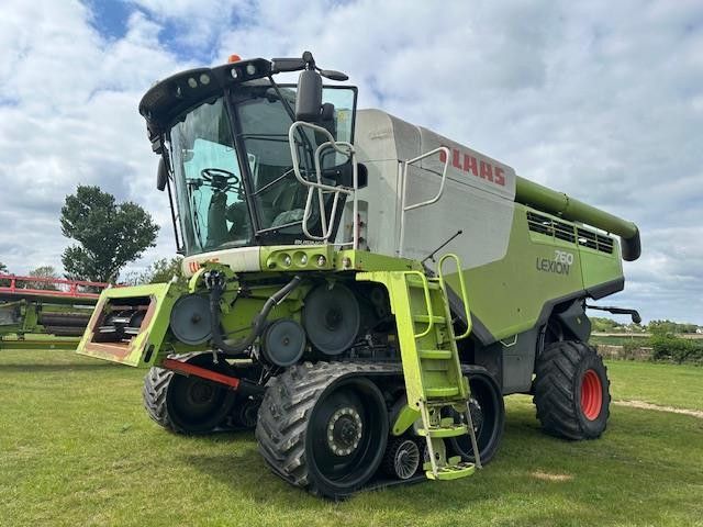 E-FARM: Claas Lexion 760 - Combine harvester - id YRJP8C1 - €114,806 - Year of construction: 2013 - Engine hours: 3,865,Engine power (HP): 490,United Kingdom