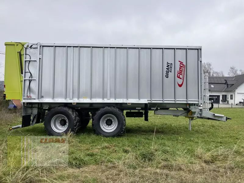 Fliegl gigant asw 281 fox reduziert! Transporte de forraje 59.990 €