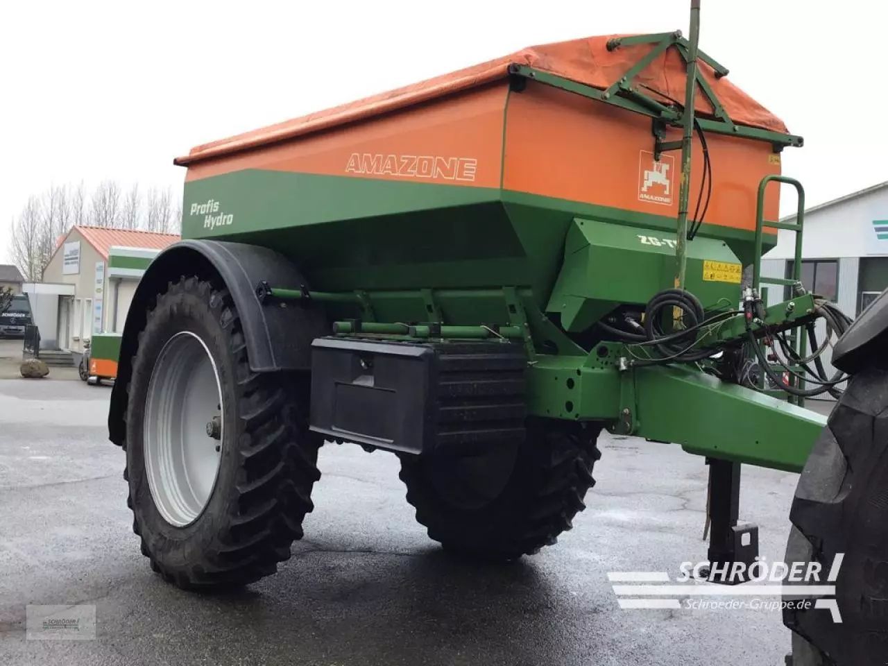 E-FARM: Amazone ZG-TS 8200 Hydro - Epandeur d'engrais - id FPFLPAU - 30 885 € - Année: 2013 - Allemagne