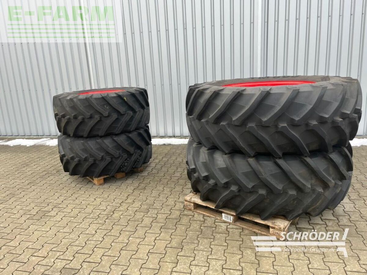 TRELLEBORG 600/65 r28 + 650/65 r42 trelleborg Wheel and track €11,885