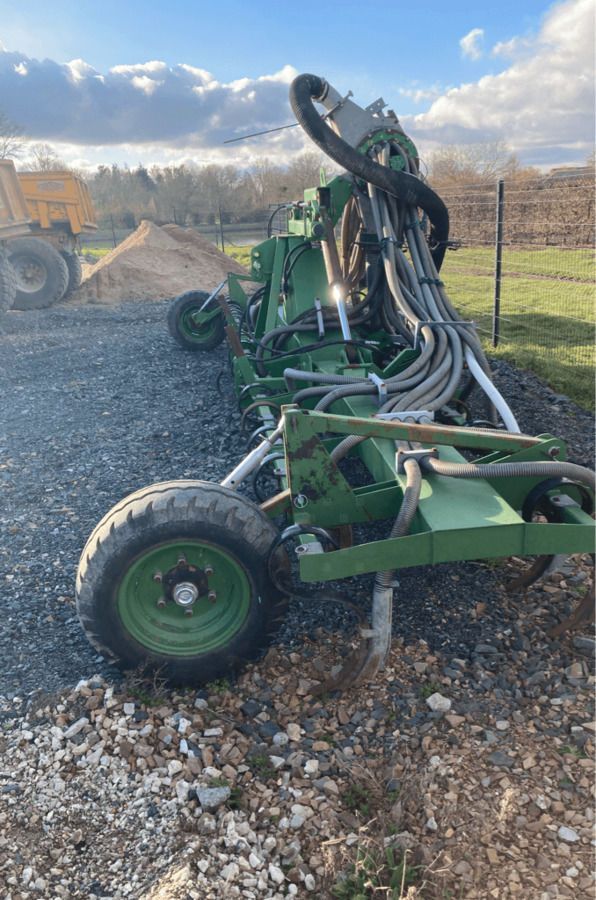 E-FARM: Samson enfouisseur - Epandeur à lisier automoteur - id IVLTA2Y - 15 000 € - Année: 2010 - France