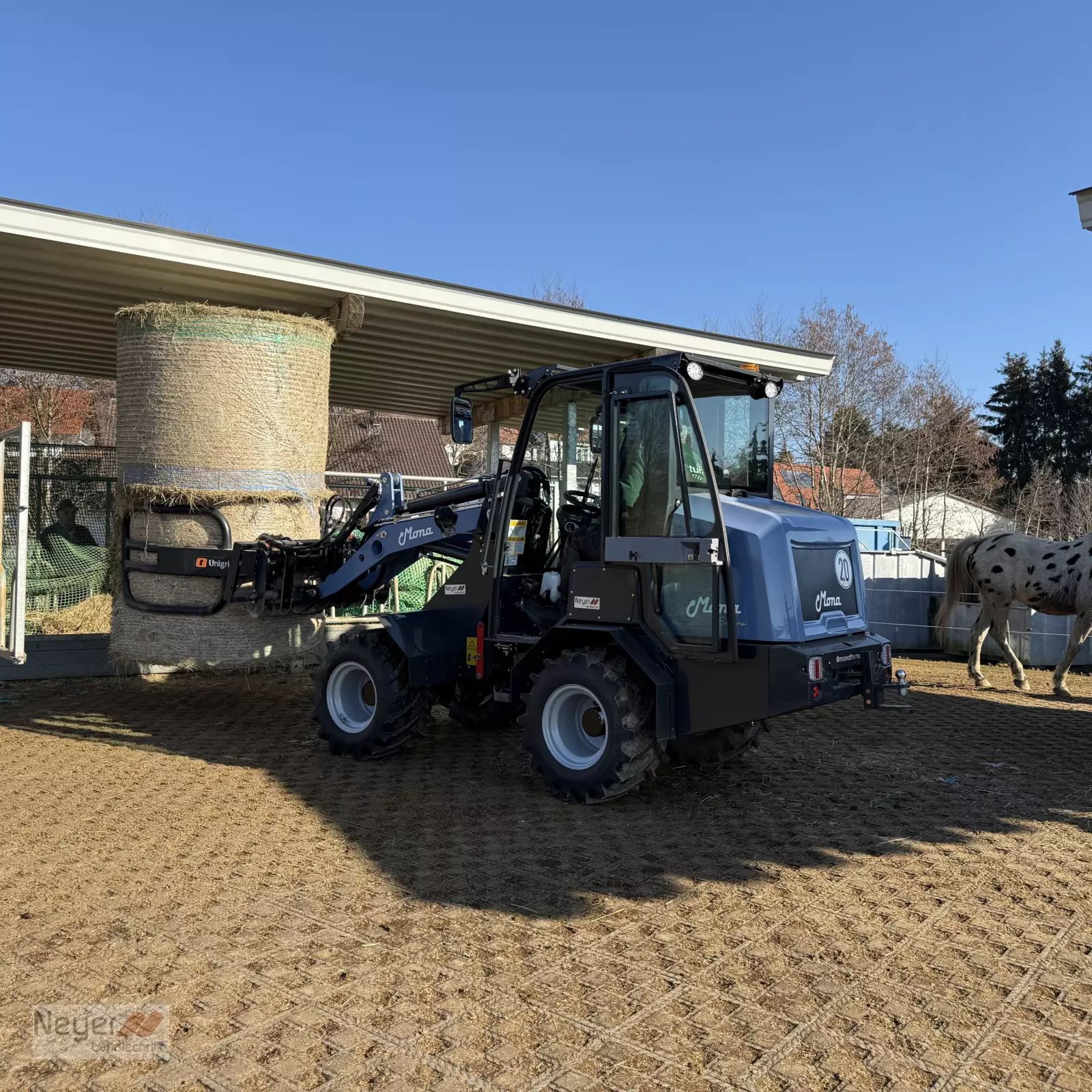 E-FARM: Mona solara - šarnyrinis krautuvas - id LD54HBM - 34 900 € - Gamybos metai: 2025 - Variklio galia (AG): 43,Vokietija