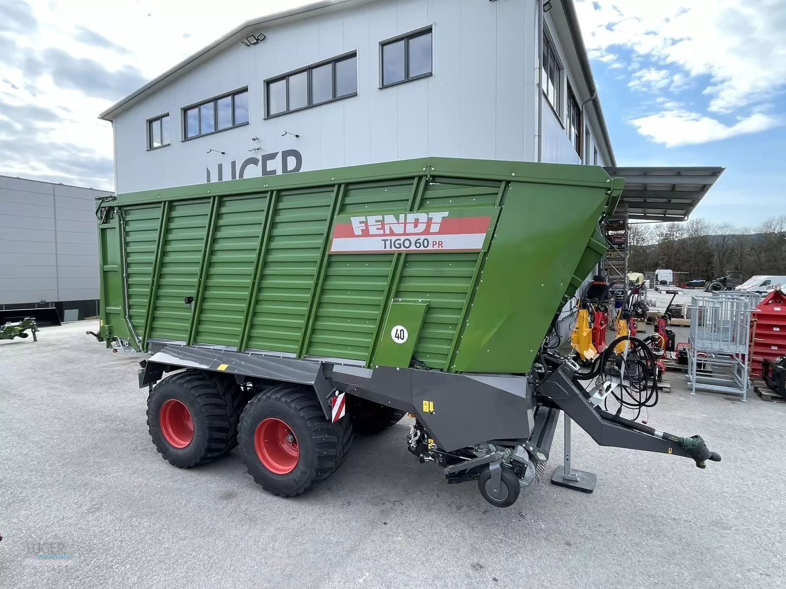 Fendt Tigo 60 PR Przyczepa 83 083 €