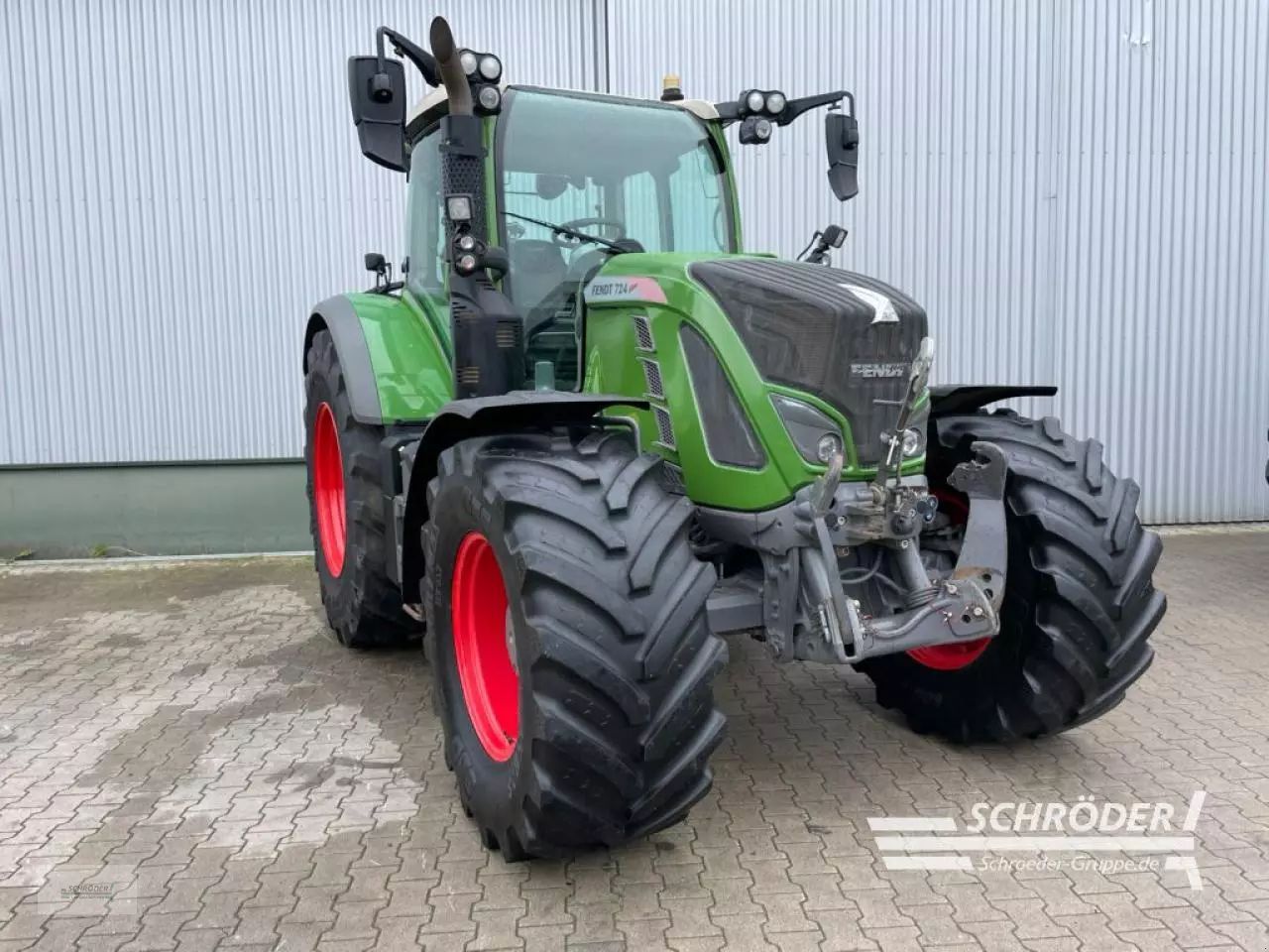 E-FARM: Fendt 724 Vario - Τρακτέρ - id LHSZX4J - 79.885 € - Χρονία: 2017 - Μετρητής ωρών: 9.502,Ισχύς κινητήρα: 237,Γερμανία