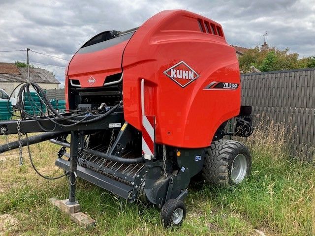 E-FARM: Kuhn VB 3160 - Ballenpresse - id BRJHDTI - 22.000 € - Baujahr: 2018 - Ballenanzahl: 32.000,Frankreich