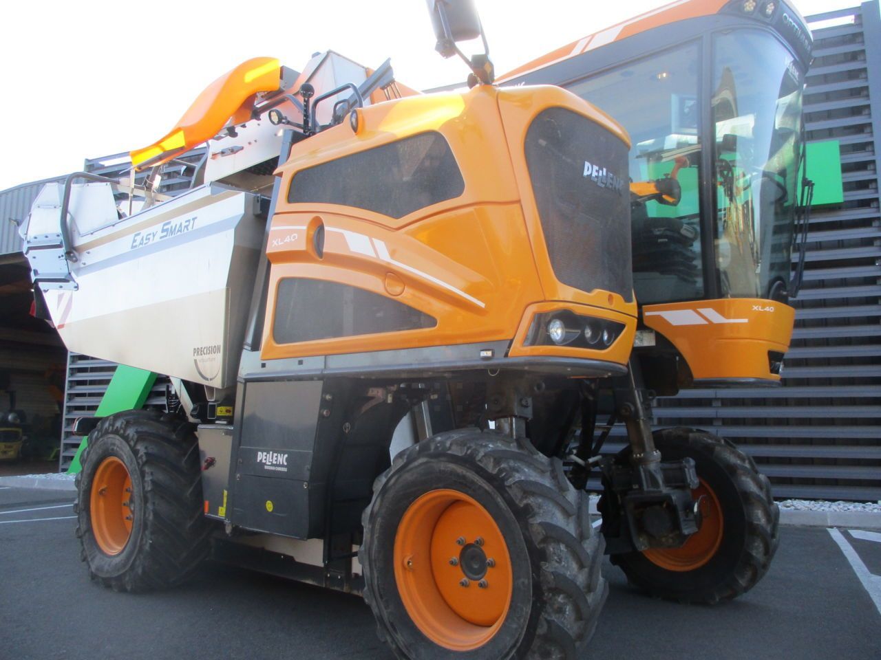 Pellenc optimum xl40 easy smart Grape harvester €128,000