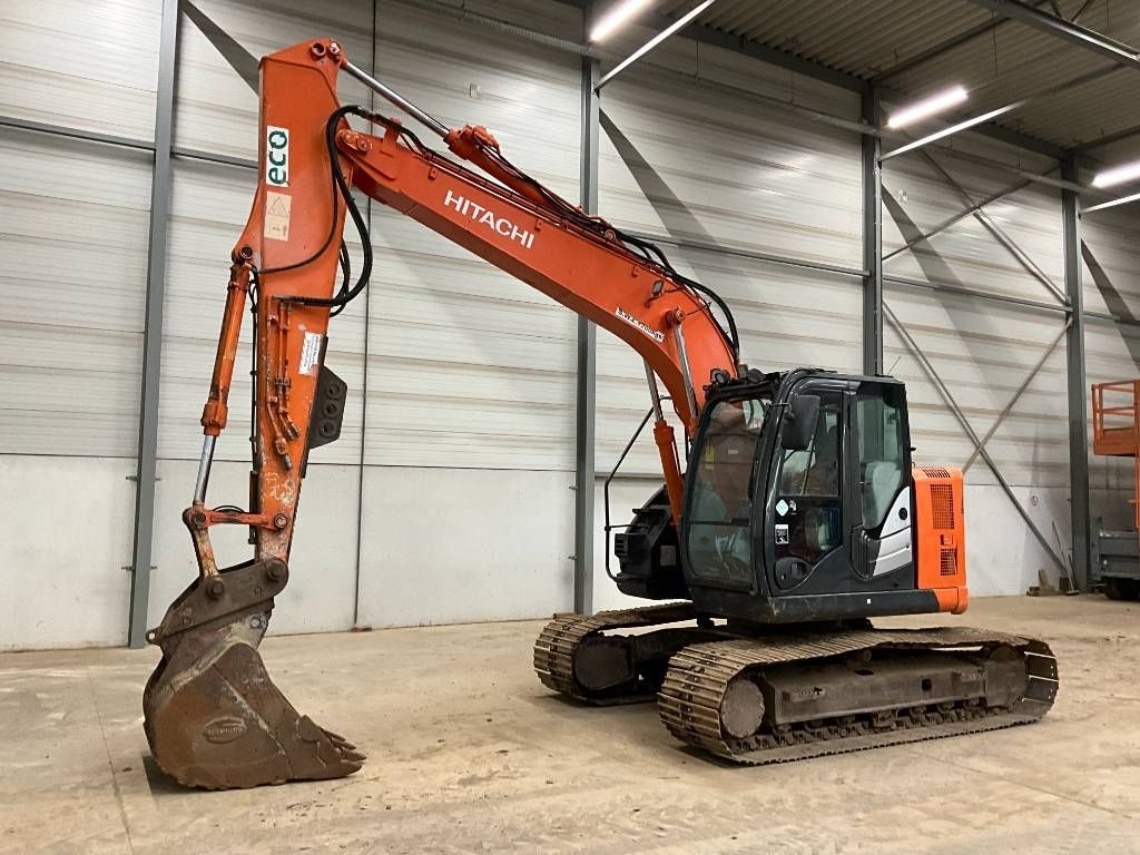 Hitachi zx 135 us 5-b Гусеничный экскаватор 31 500 €