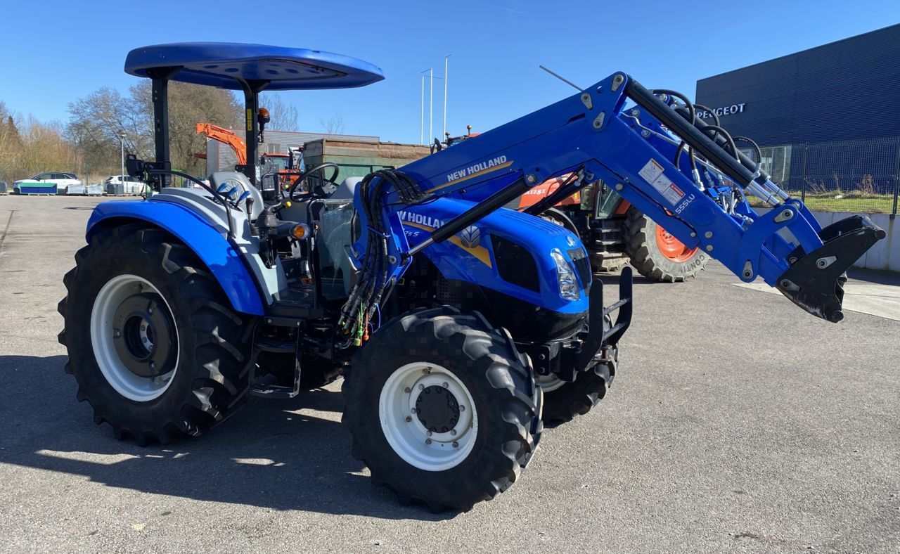 New Holland T4.75S Tractor €37,900