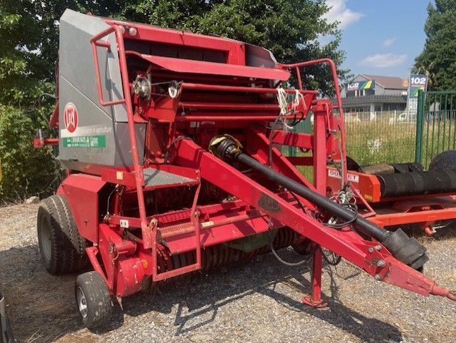 E-FARM: Lely-Welger v160 - Presse à balles - id Q42L7II - 9 000 € - Année: 2009 - Balles produites: 13 000,France