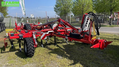 E-FARM: Pöttinger Terria 5040 - Cultivator - id UYYWTEI - €52,284 - Year of construction: 2022 - Germany