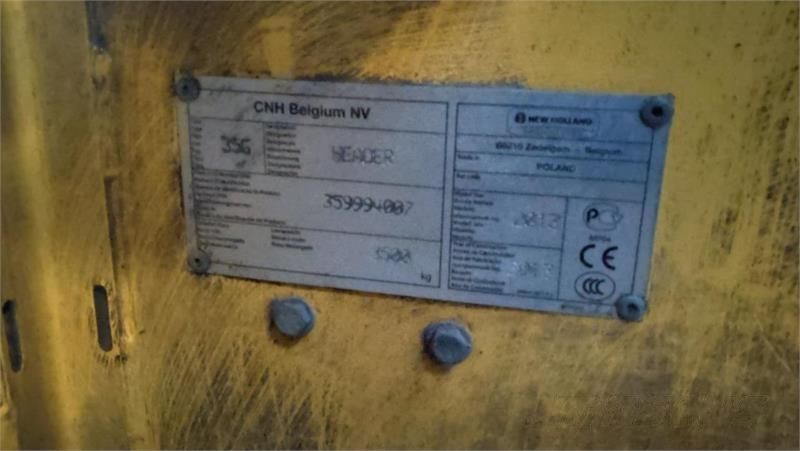 New Holland 35 fod varifeed Header €32,007
