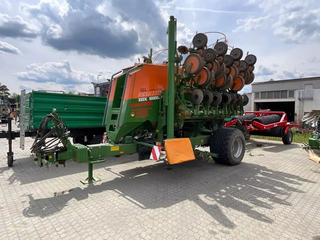 Amazone EDX 6000 TC Precision drill €38,000