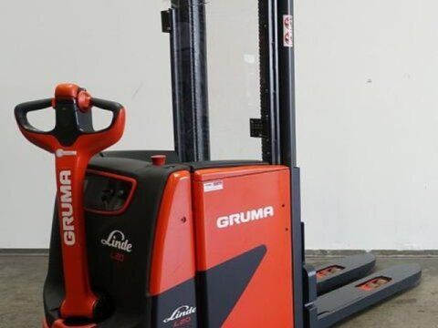 E-FARM: Linde l 20 1173 - Gabelstapler - id 56Z8T6G - 8.950 € - Baujahr: 2016 - Abgelesene Motorstunden: 852,Deutschland