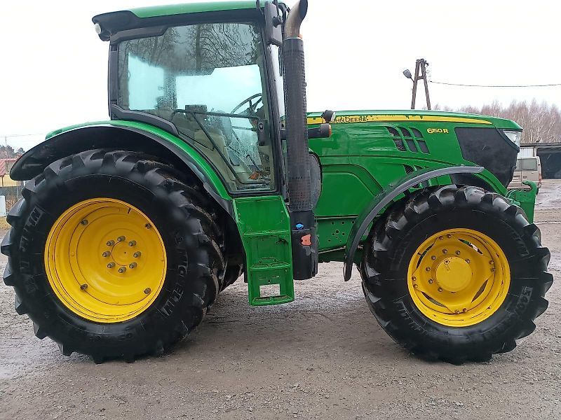 John Deere 6150 R Tractor €55,405