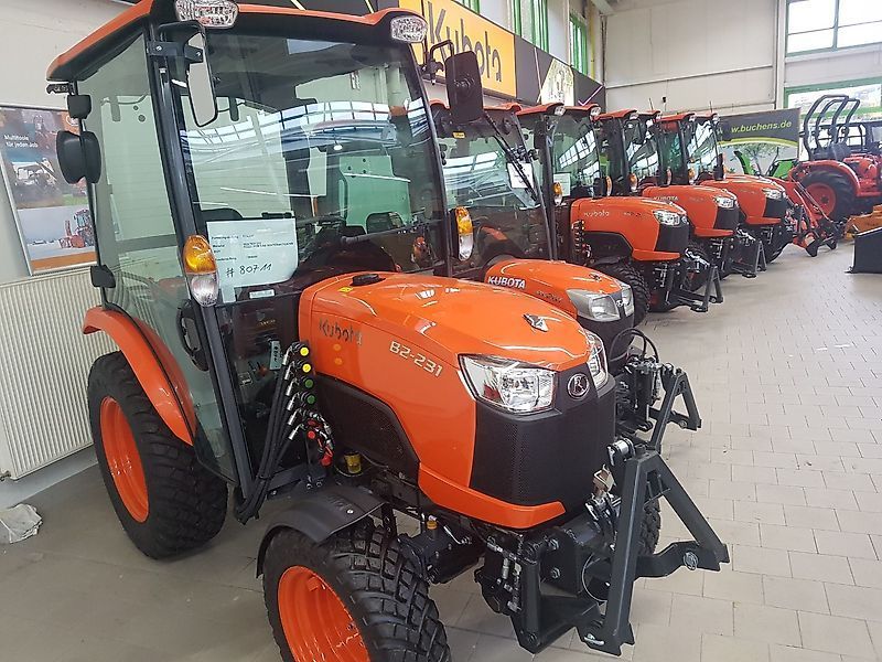 E-FARM: Kubota b2-231 h cab - Tracteur - id AFLAAA4 - Année: 2023 - Lecture du nombre d'heure: 1,Puissance du moteur (chevaux): 22,Allemagne