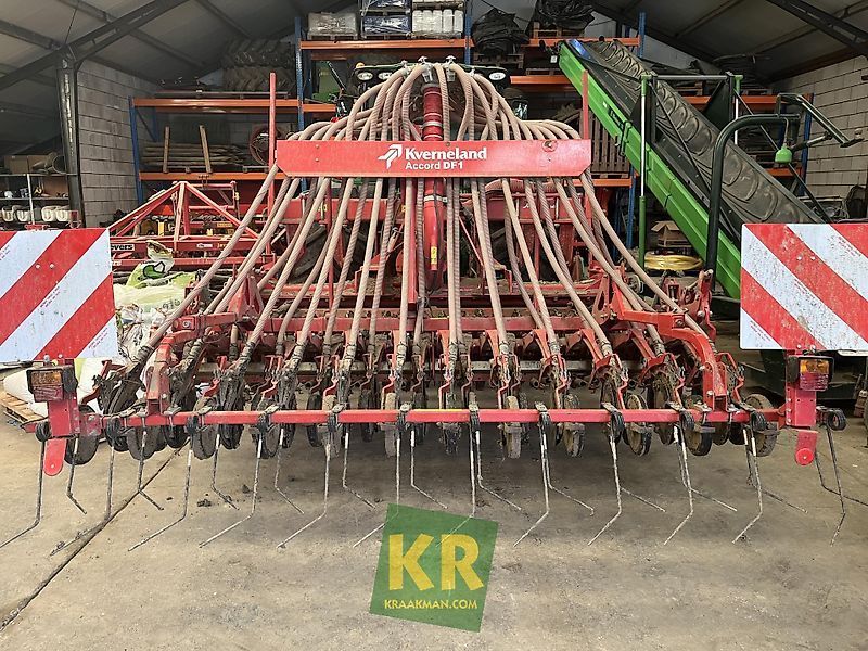 E-FARM: Kverneland zaaibalk overig #280409 - Drill - id XDU6NKT - €7,000 - Year of construction: 2012 - Netherlands