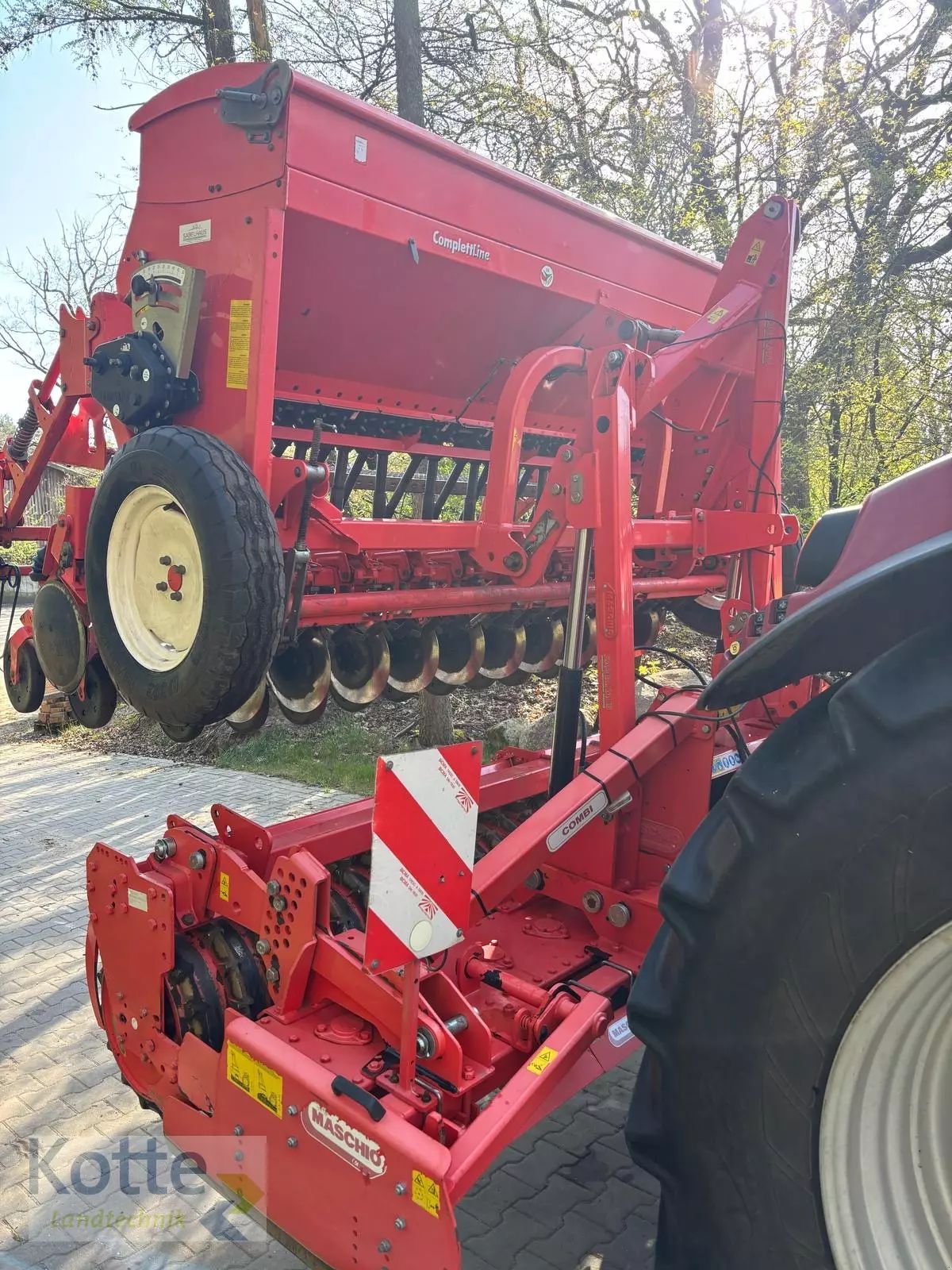 E-FARM: Maschio dc 3000 und nina 300 - Kombinovaný půdní vrták - id BQUA6N6 - 20 500 € - Rok výroby: 2018 - Německo