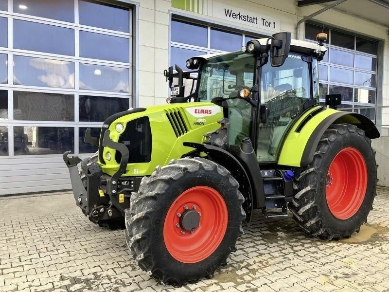 Claas Arion 450 Tractor €89,990