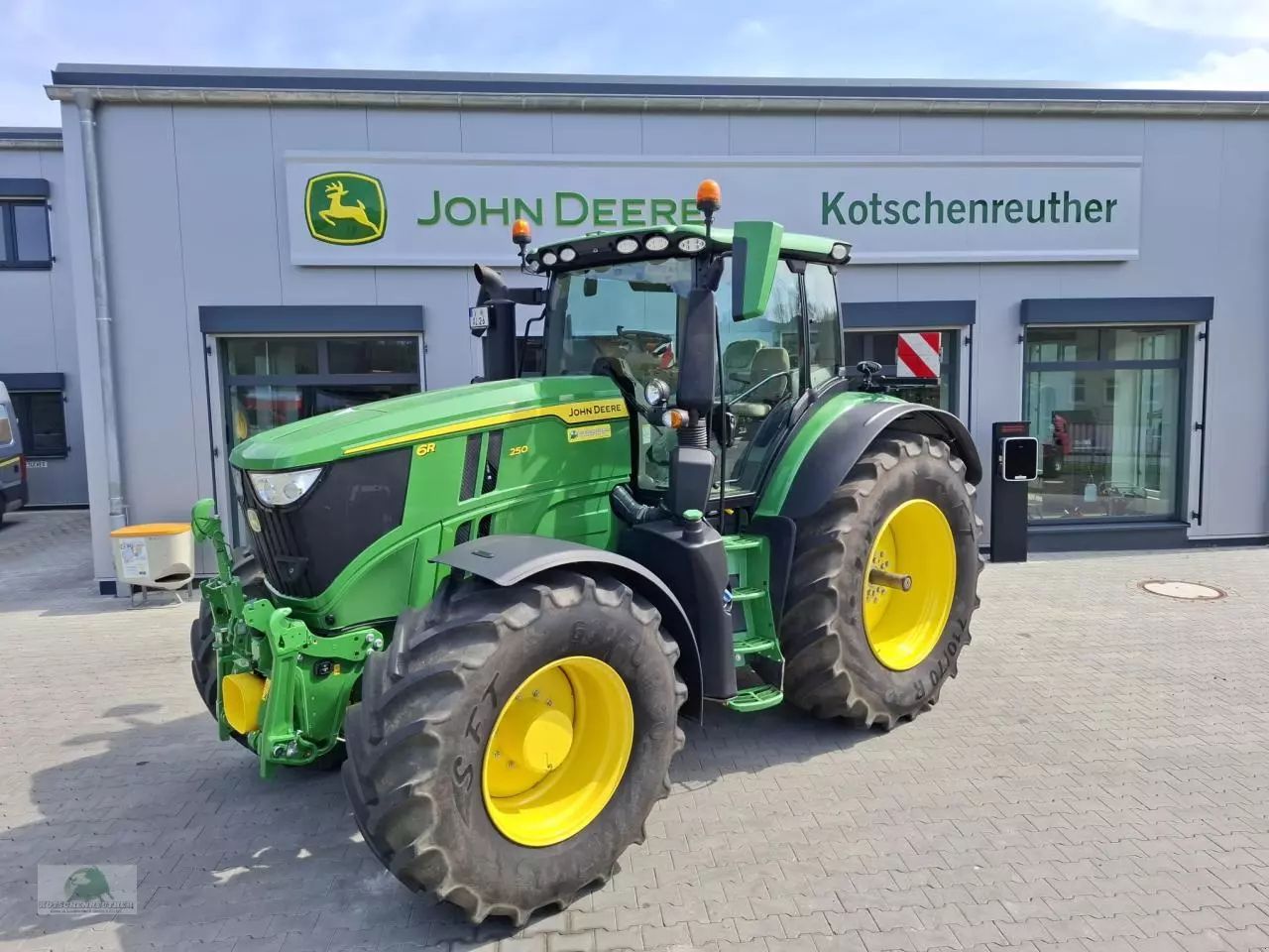 E-FARM: John Deere 6R 250 - Tractor - id H6UDMEC - €198,600 - Year of construction: 2024 - Engine hours: 1,070,Engine power (HP): 301,Germany