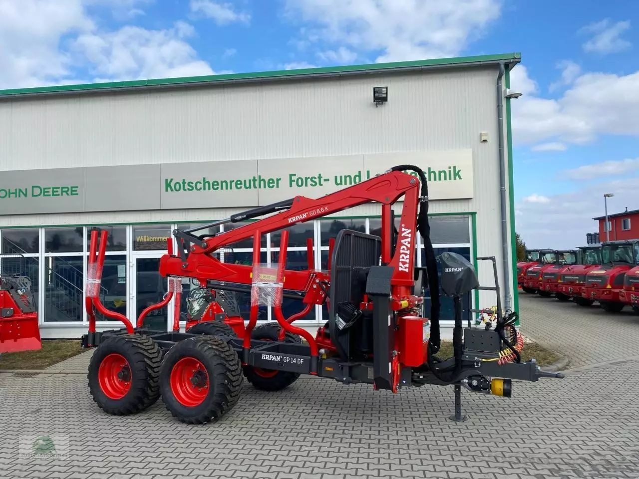 E-FARM: Krpan gp 14 df mit kran 8.6k - Forstanhänger - id GCWI9KN - 46.900 € - Baujahr: 2023 - Deutschland