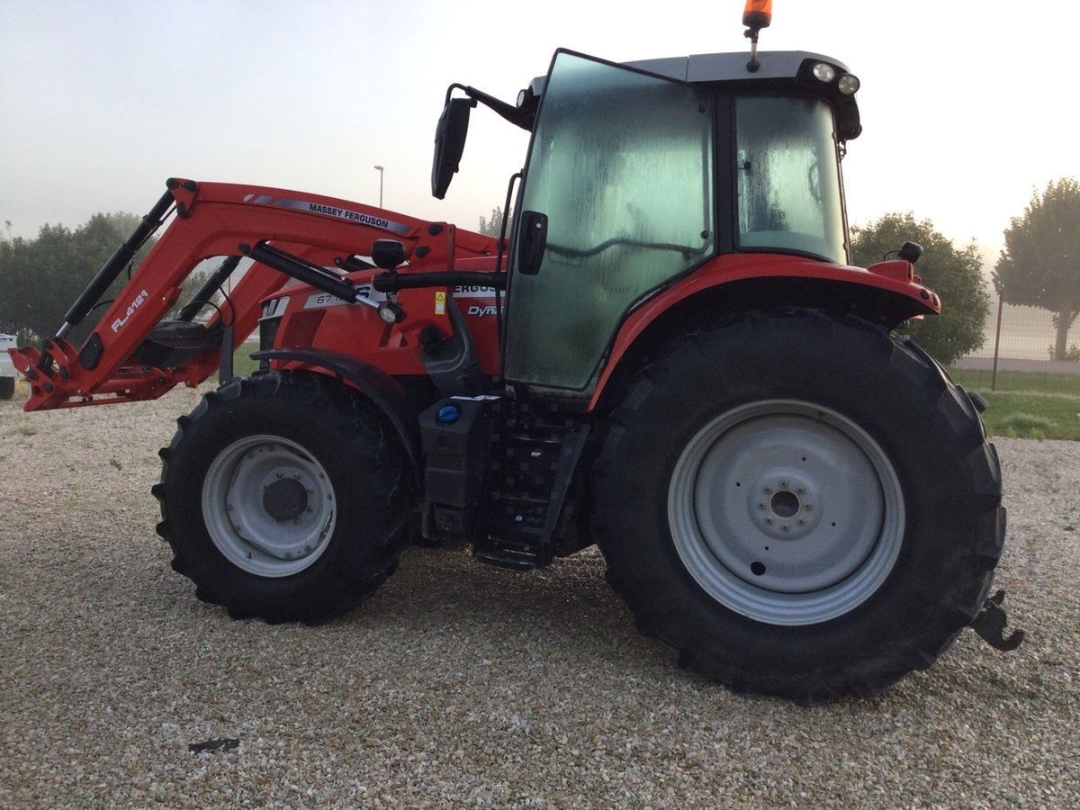 Massey Ferguson 6713 S Tractor €72,000