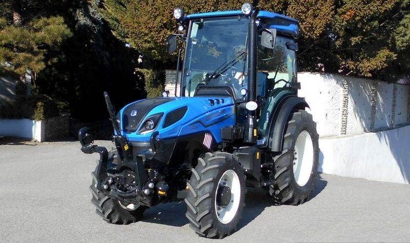 E-FARM: New Holland T4.100 F - Tractor - id PE71WM1 - Año: 2025 - Horas: 5,Potencia del motor: 99,Austria