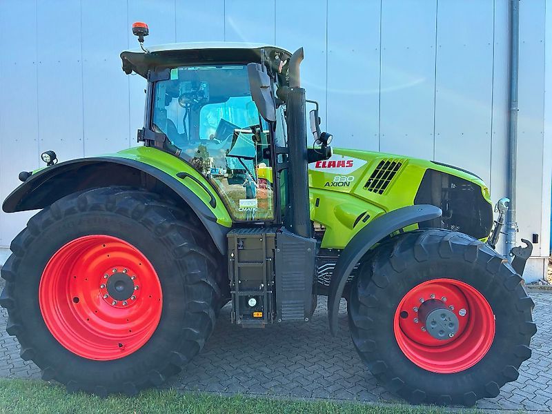 Claas Axion 830 CMATIC Трактор 105 000 €