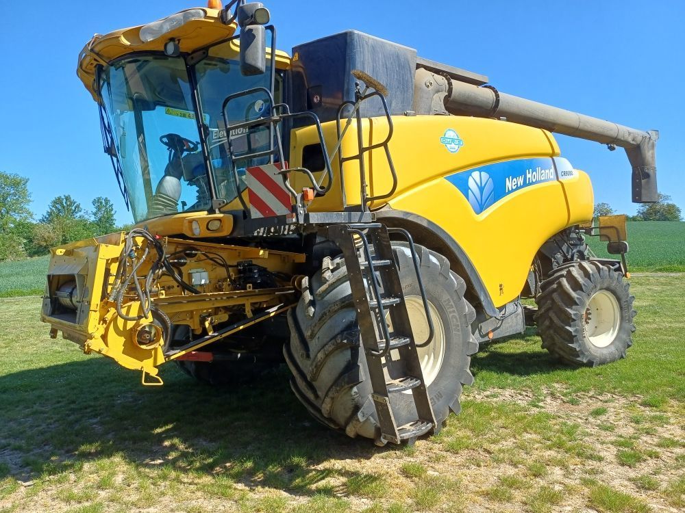 New Holland CR 9080 Moissonneuse-batteuse 95 000 €