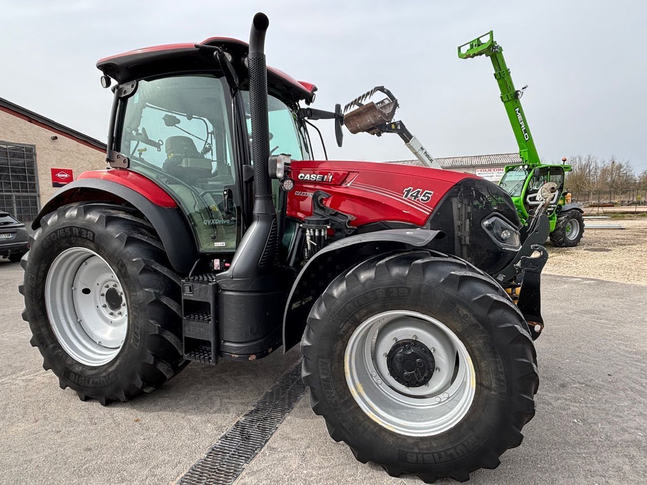 E-FARM: Case IH Maxxum 145 CVX - Traktor - id 5VJFN2V - 66 000 EUR - Gyártási év: 2019 - Üzemóra (motor): 4300,Motor teljesítménye (LE): 145,Franciaország