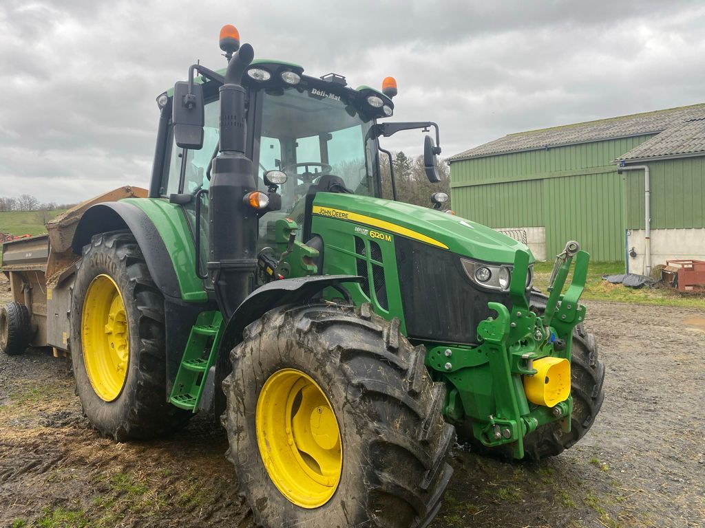 John Deere 6120 M Traktor 99 900 €