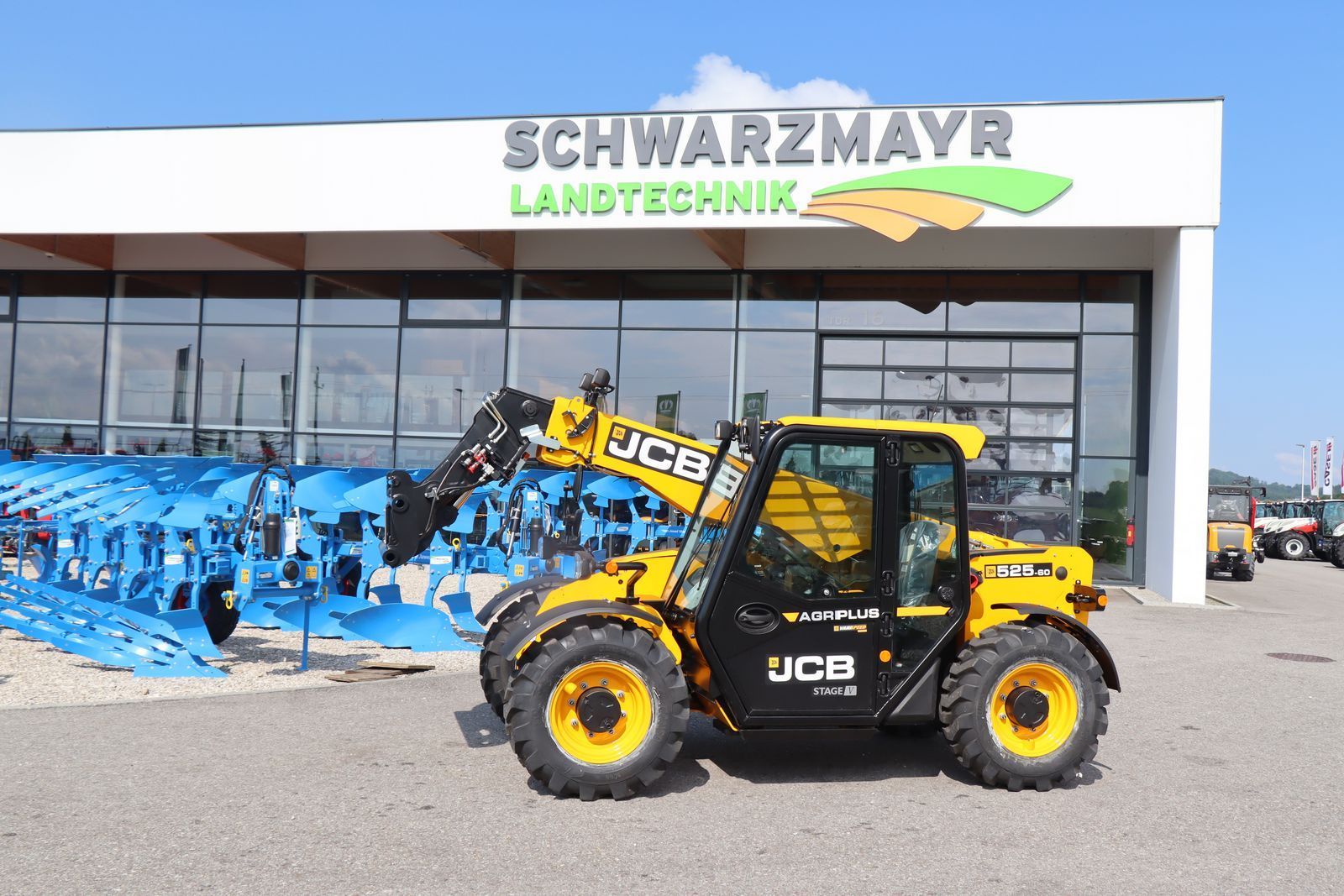 E-FARM: JCB 525-60 agri plus t5 - Chargeur télescopique  - id 1CRVZTC - Année: 2025 - Puissance du moteur (chevaux): 75,Autriche