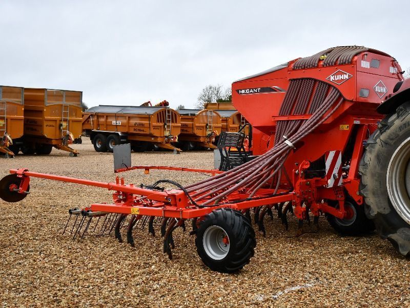 Kuhn megant 600 tine drill 6m Perforación directa 25.155 €