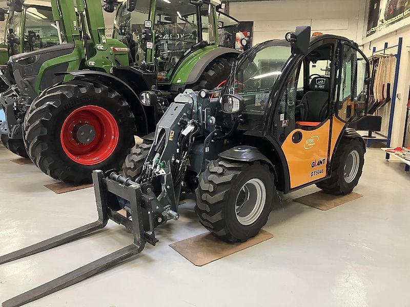 E-FARM: Giant gt5048 - Telehandler - id CWLSKUD - €58,837 - Denmark