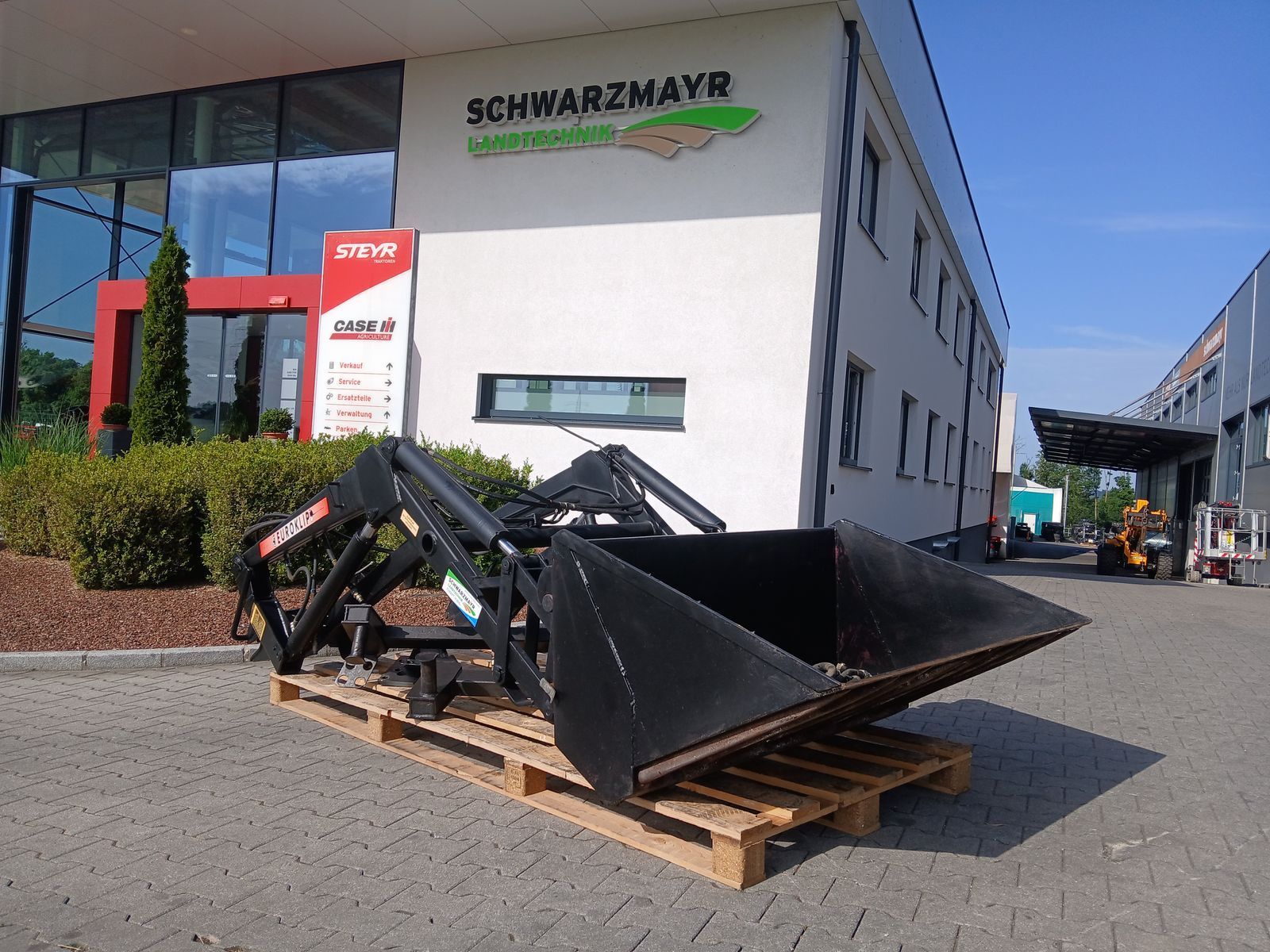 E-FARM: euroklip frontlader new holland l85 - Attachment - id TYK3VXH - €2,637 - Austria