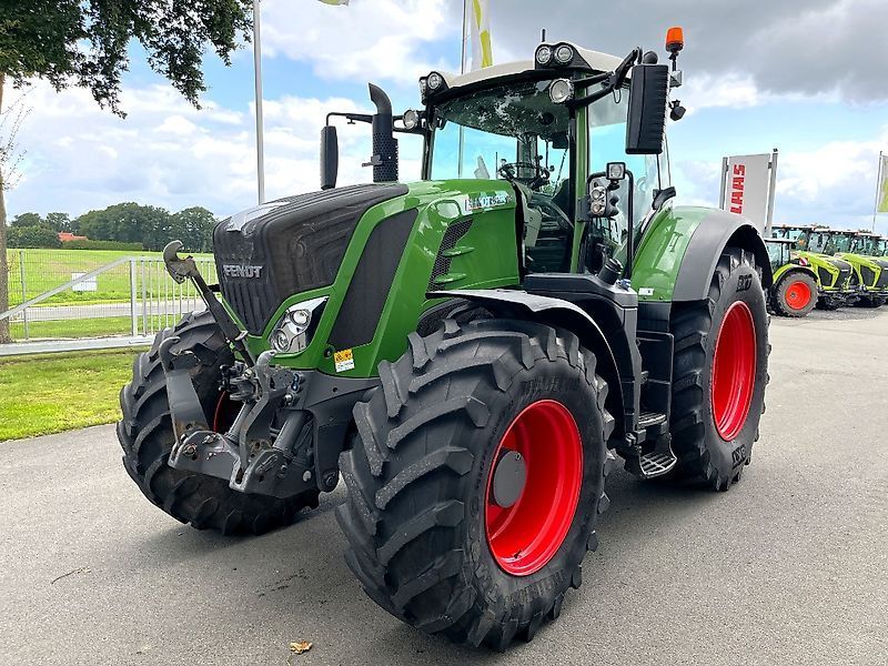 E-FARM: Fendt 828 Vario ProfiPlus - Traktor - id PAPE6X6 - 121.848 € - Baujahr: 2018 - Abgelesene Motorstunden: 5.636,Motorleistung (PS): 287,Deutschland