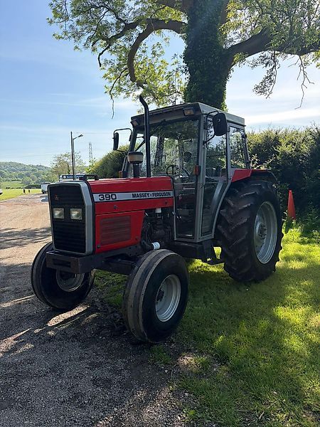 Massey Ferguson 390 Tractor 40.082 €