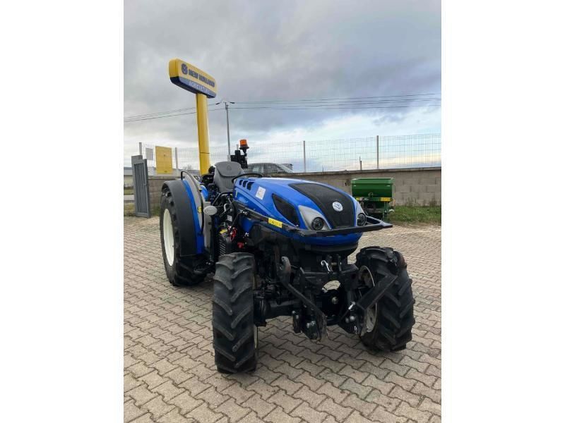 New Holland T4.120 F Tractor €50,000