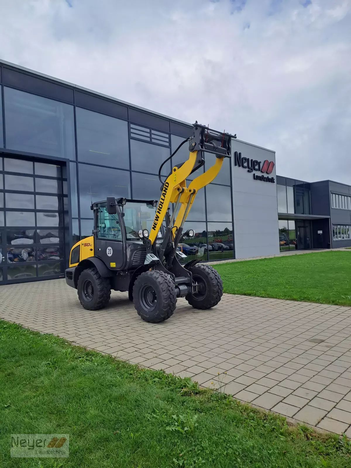 E-FARM: New Holland Boomer 50 - Cargador de ruedas - id VE42ZPW - 49.900 € - Año: 2023 - Potencia del motor: 58,Alemania